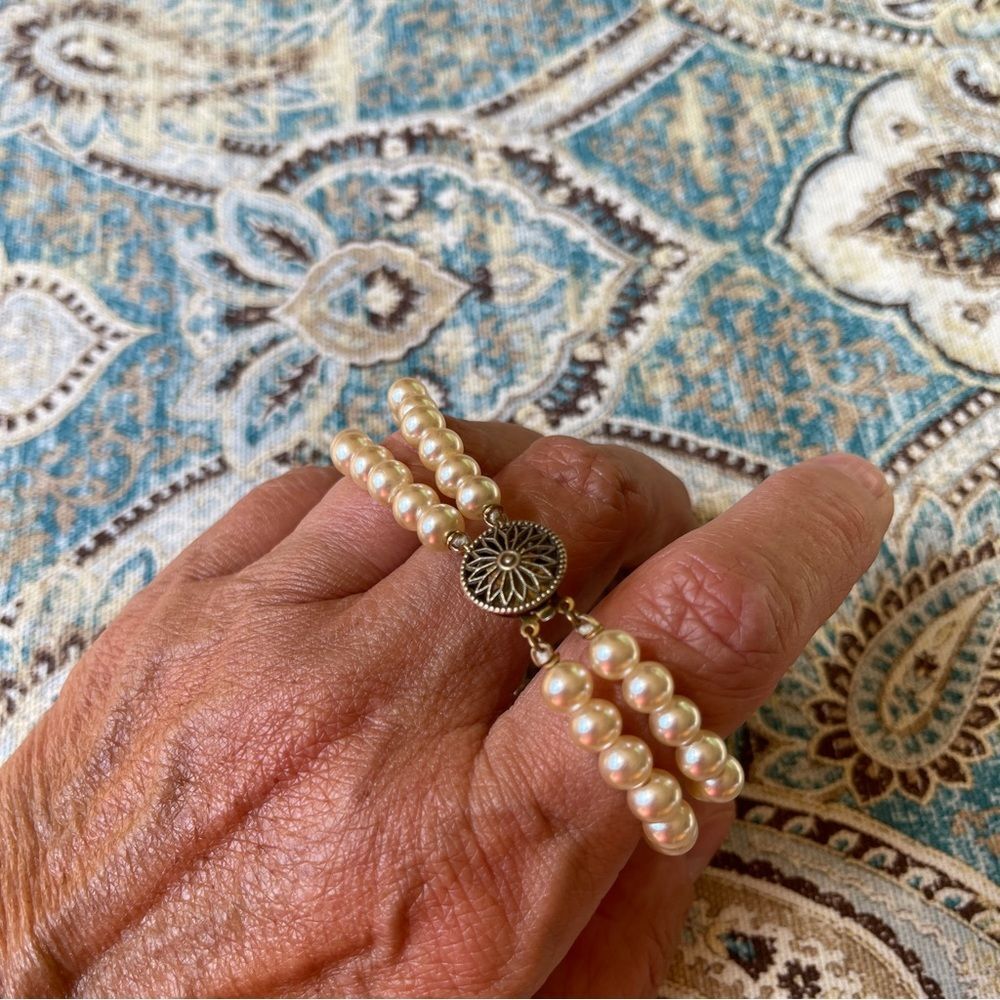 Sterling & Faux Pearl Bracelet 2 strand marked gold secure clasp